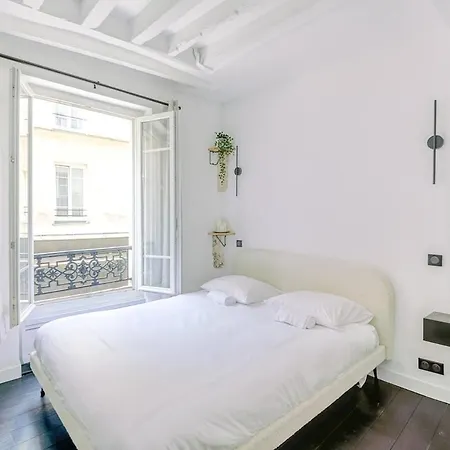 Cygne Familial Au Coeur Des Halles Apartment